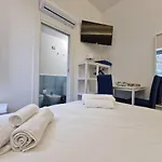 Bed & Breakfast Acquamarine *