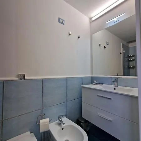 فندق مبيت وإفطار Acquamarine ساليرنو